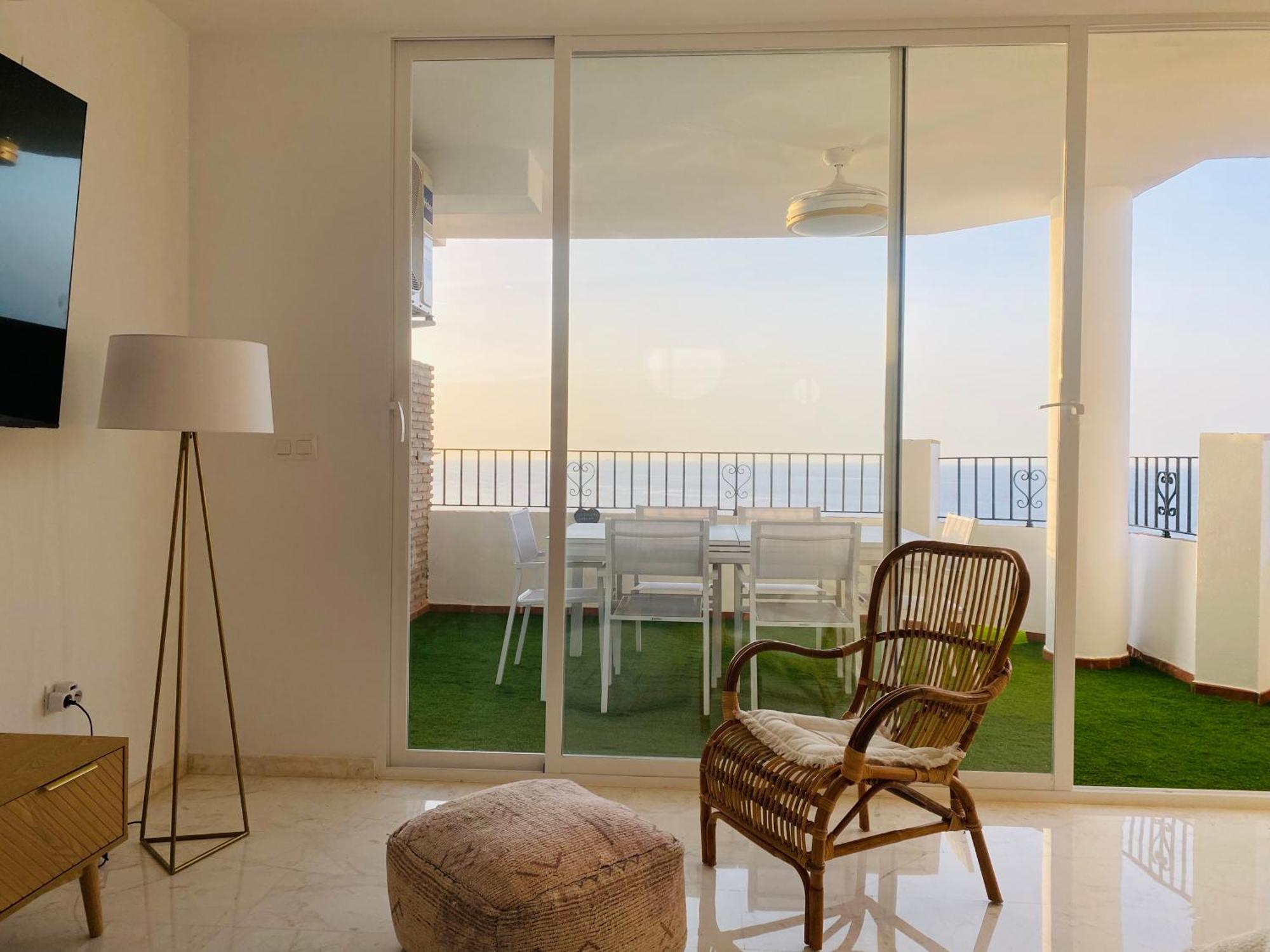 Jardines De Adnania En Marina Del Este Con Vista Al Mar Ada La Herradura  Luaran gambar