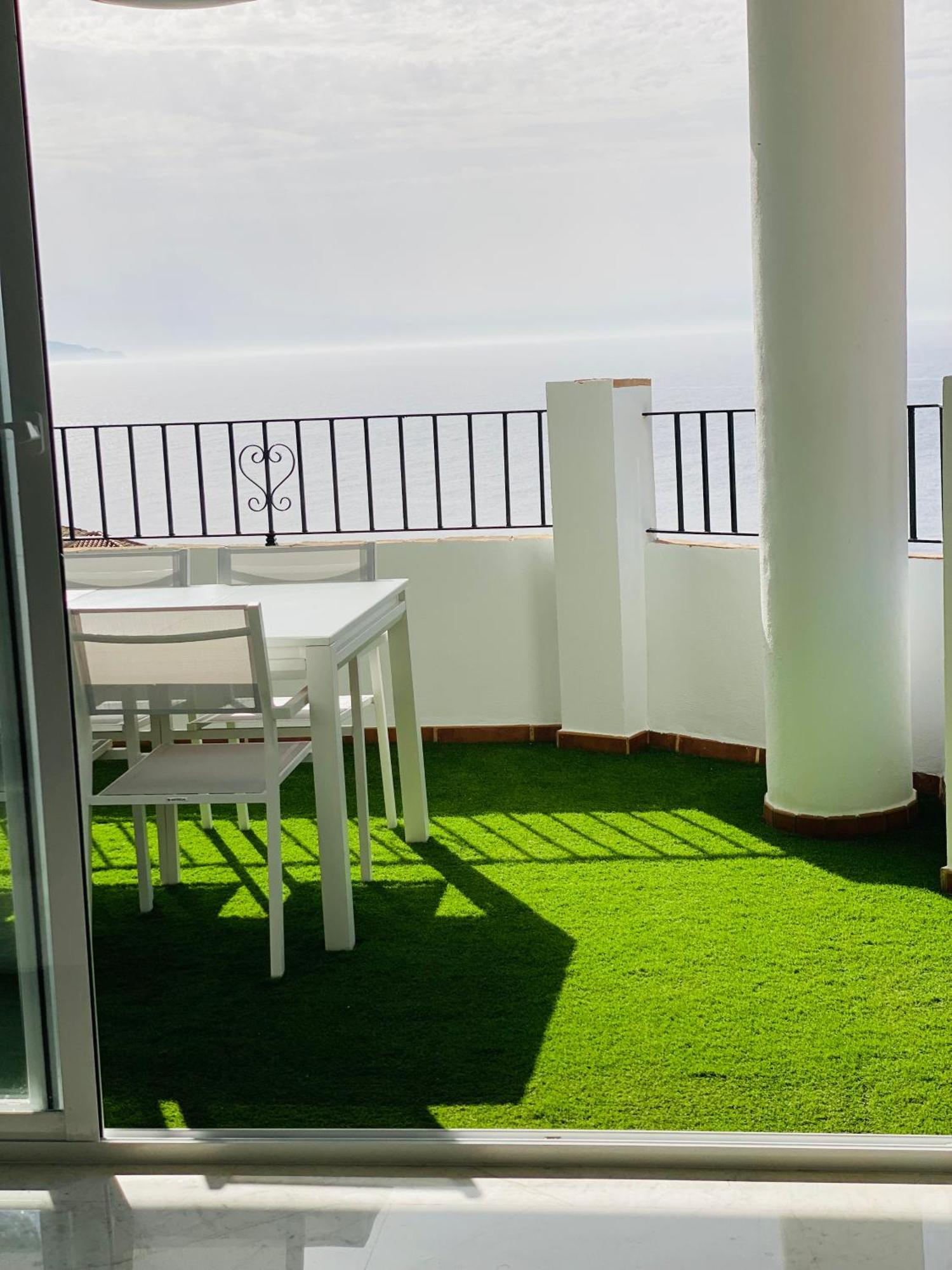 Jardines De Adnania En Marina Del Este Con Vista Al Mar Ada La Herradura  Luaran gambar