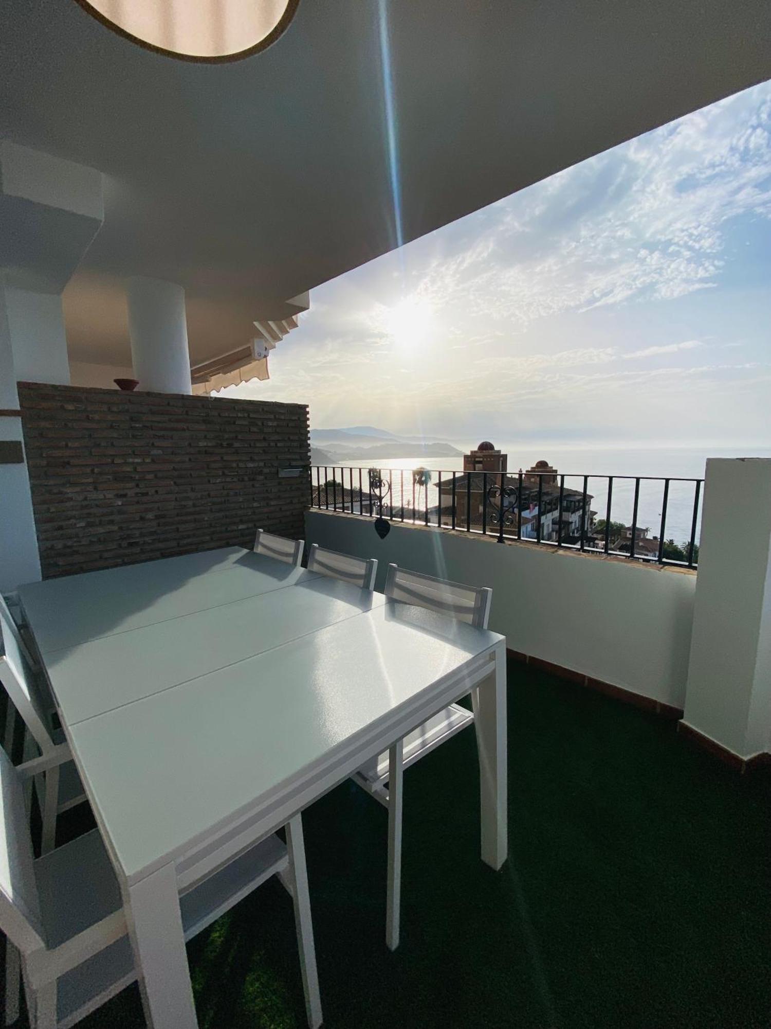 Jardines De Adnania En Marina Del Este Con Vista Al Mar Ada La Herradura  Luaran gambar